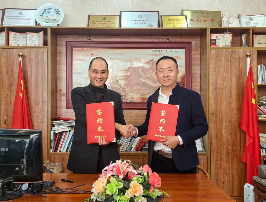 1715926244314045.jpg 640 (1).jpg