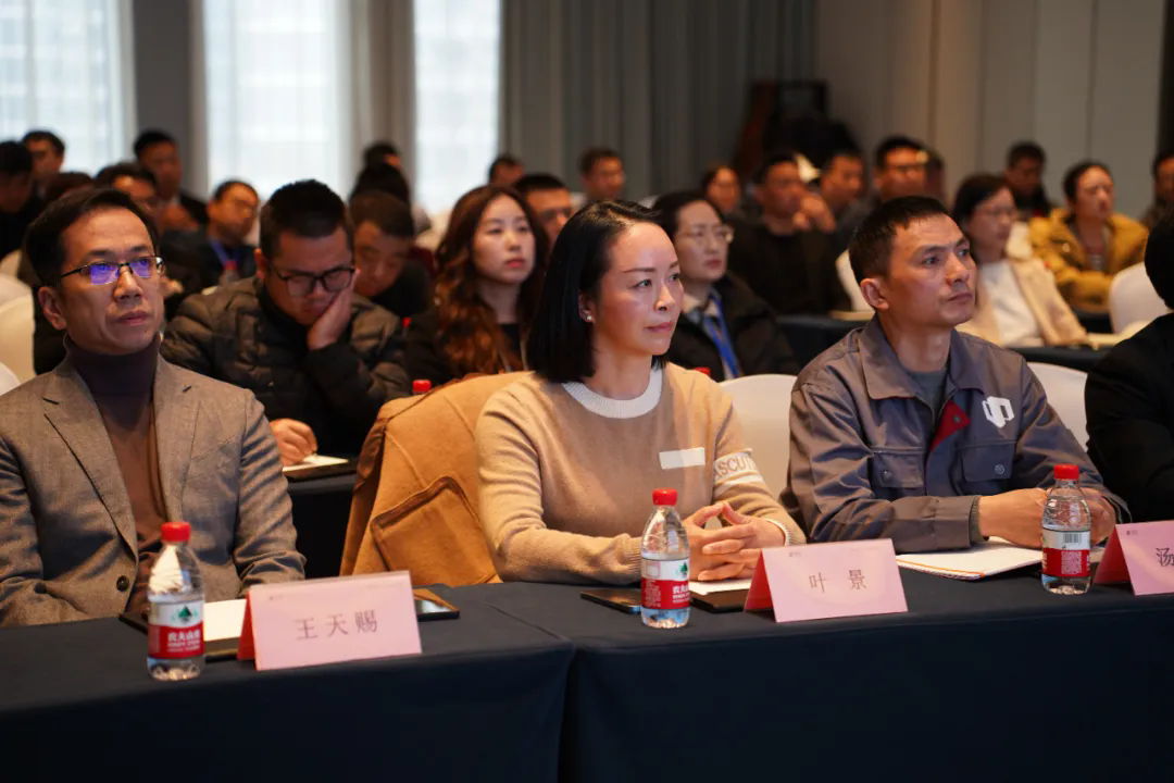 1736321686546030.png 640.webp (12).png